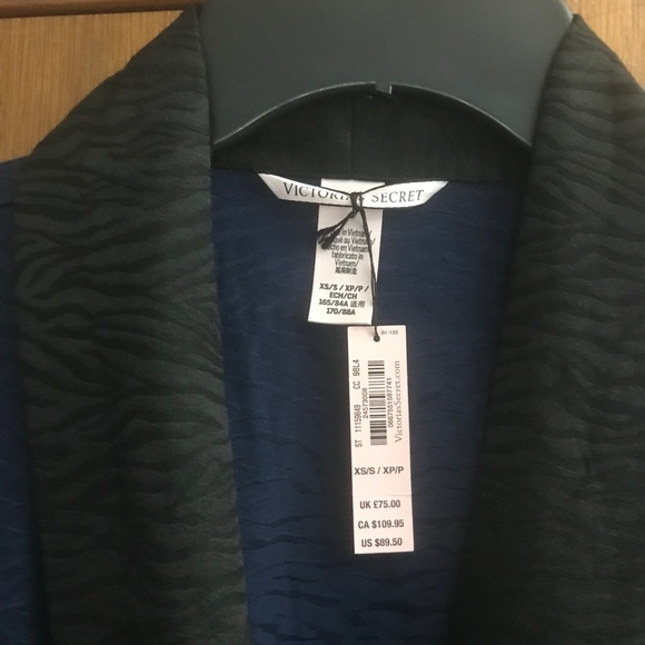 Victoria Secret Satin Robe - Picture 2 of 3